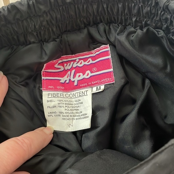Swiss Alps Black Ski Pants. Size Small - Picture 3 of 8